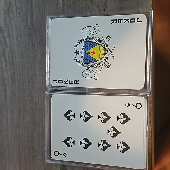 Louis Vuitton poker cards - Picture 2 of 2